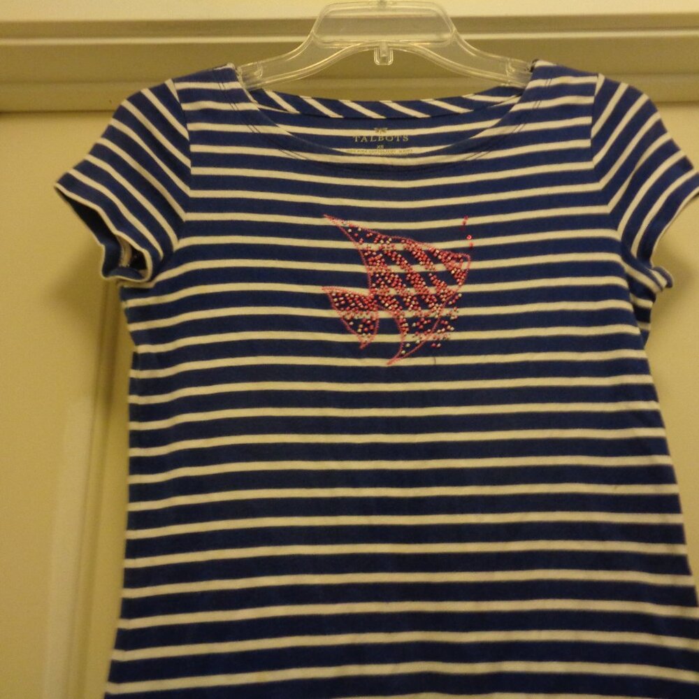 PINK BEADS TROPICAL FISH NAUTICAL TOP BY TALBOTS XS